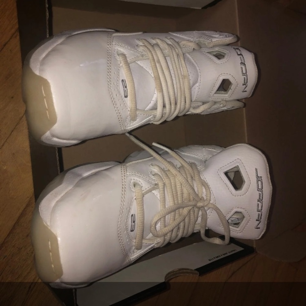 Jordan b’loyal - Picture 3 of 5